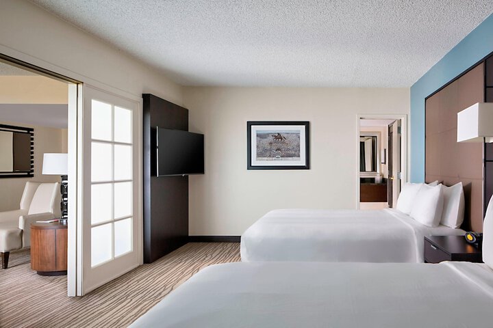 Room 28 of 53