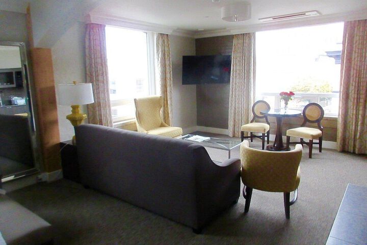 Room 21 of 62