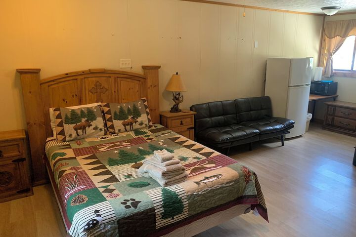 Benzonia Rustic Resort