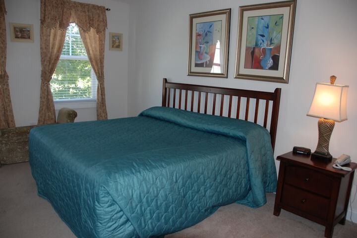 Room 34 of 115