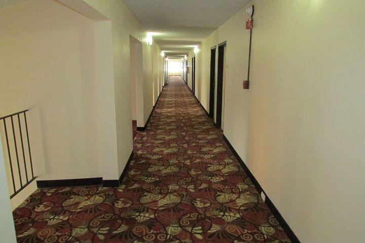 Ballroom/Hall 55 of 59