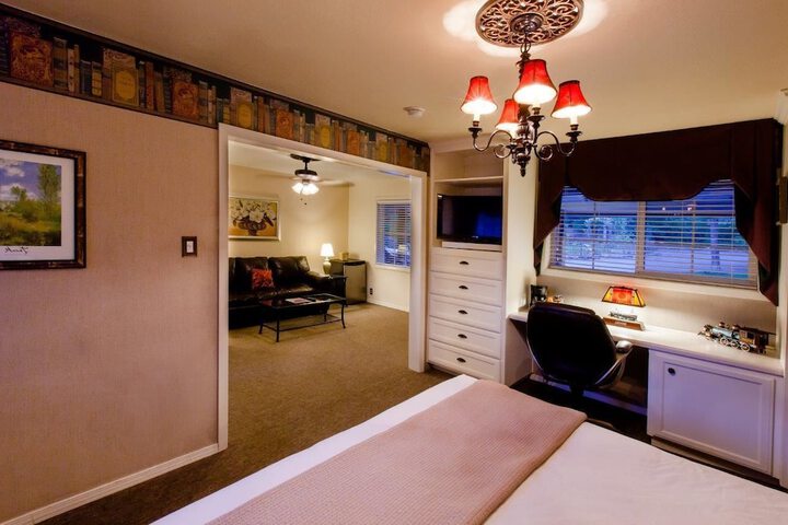 Strawberry Valley Inn