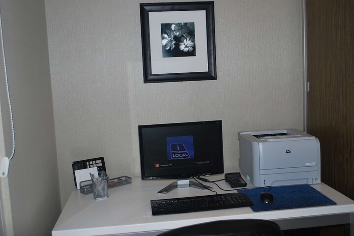 Business Center 96 of 98
