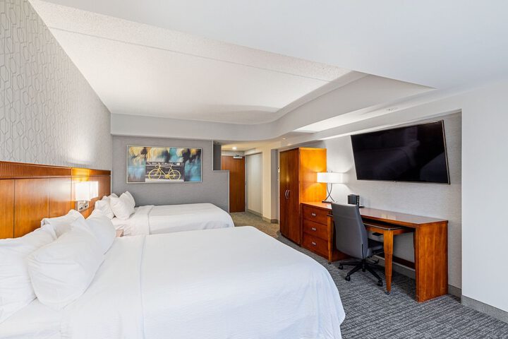 Room 25 of 54