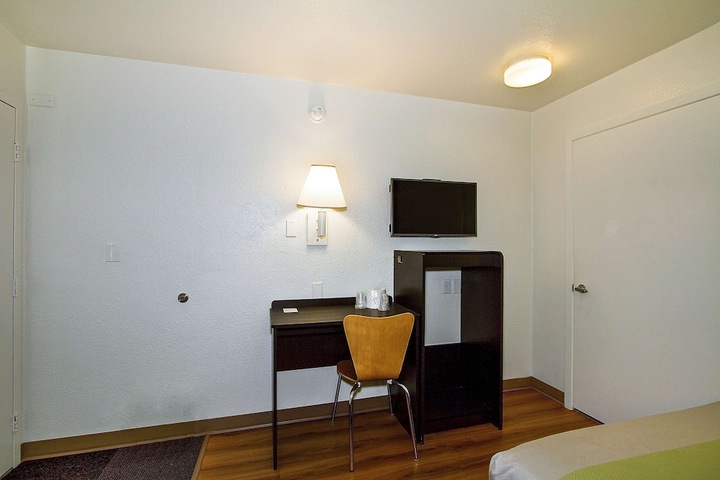 Room 26 of 27