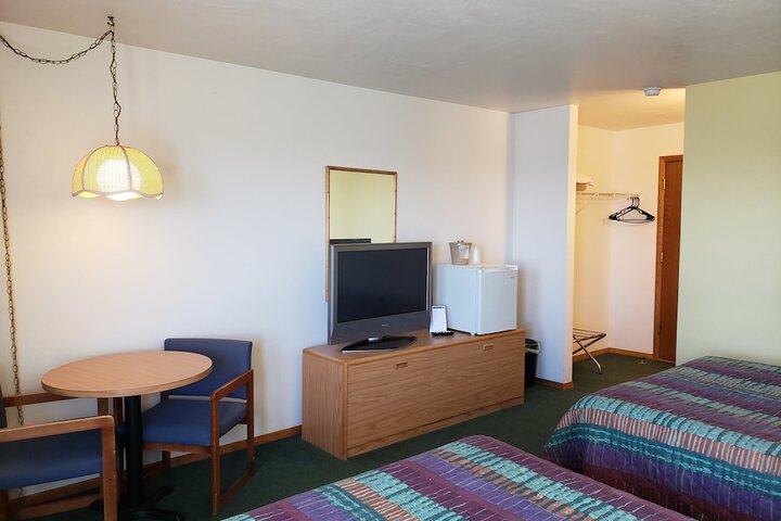 Algoma Beach Motel