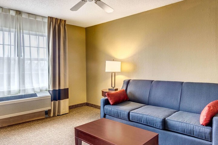 Room 16 of 29