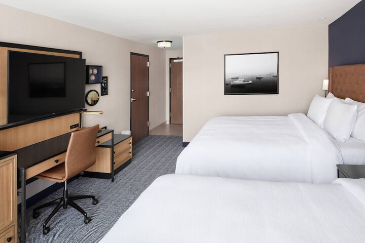 Room 10 of 27