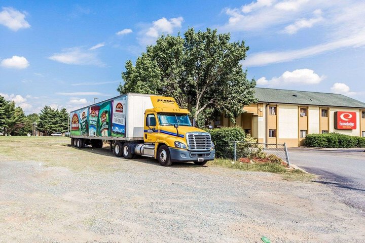 Econo Lodge Inn & Suites Matthews - Charlotte