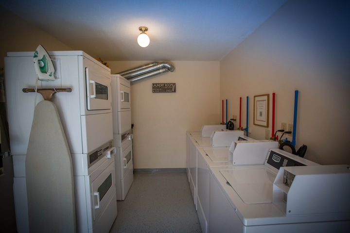 Room 32 of 51