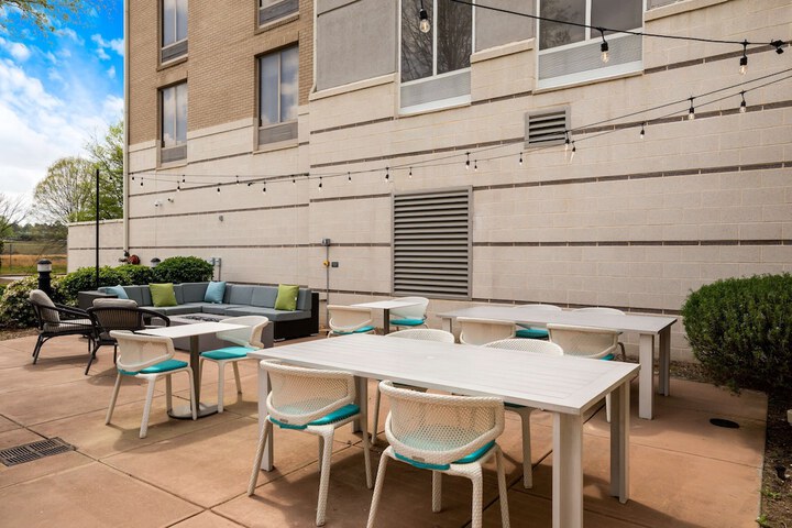 Terrace/Patio 56 of 57