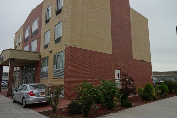Hotel 4 of 45