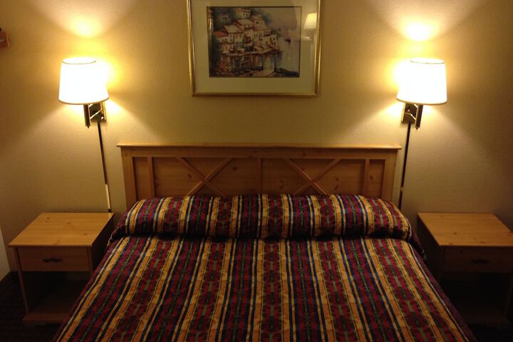 Room 10 of 56