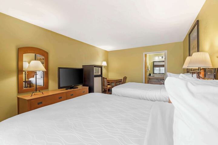Best Western Executive Inn