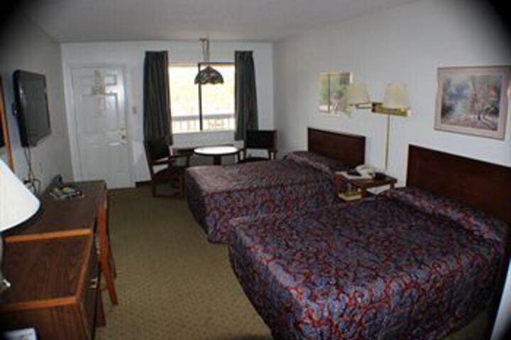 Bandera Lodge