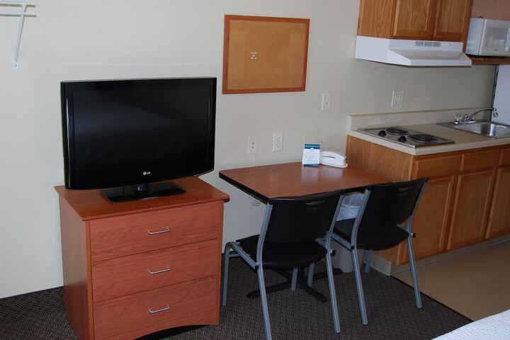 Room 18 of 30