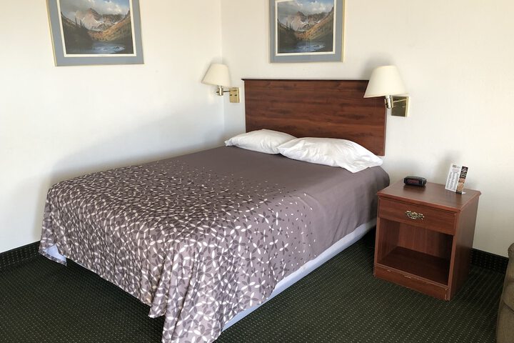Room 19 of 22