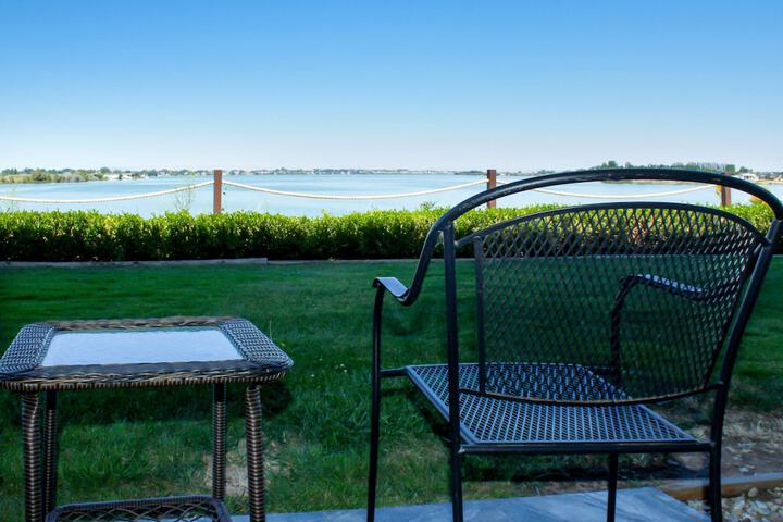 Best Western Plus Lake Front Hotel