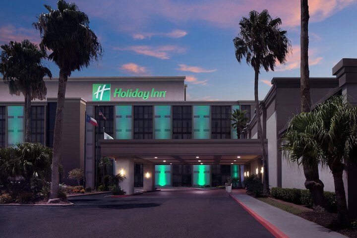 Hotel 4 of 86