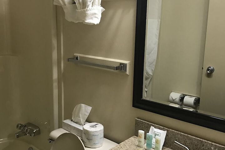 Quality Inn & Suites