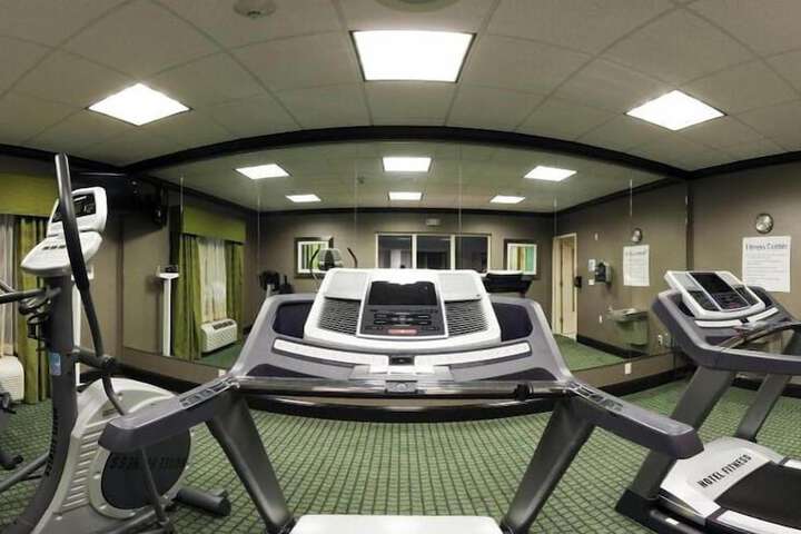 Holiday Inn Express & Suites Covington by IHG