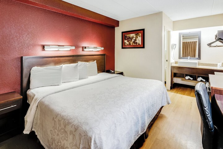 Room 19 of 32
