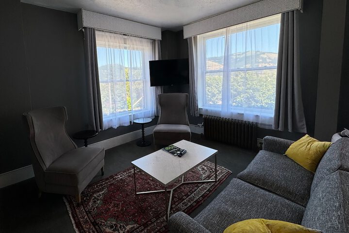 Hood River Hotel