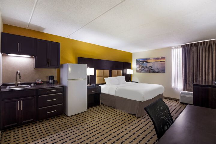 Room 40 of 53