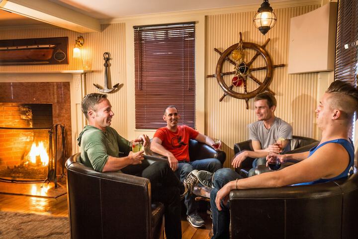 Brass Key Guesthouse - Adults Only