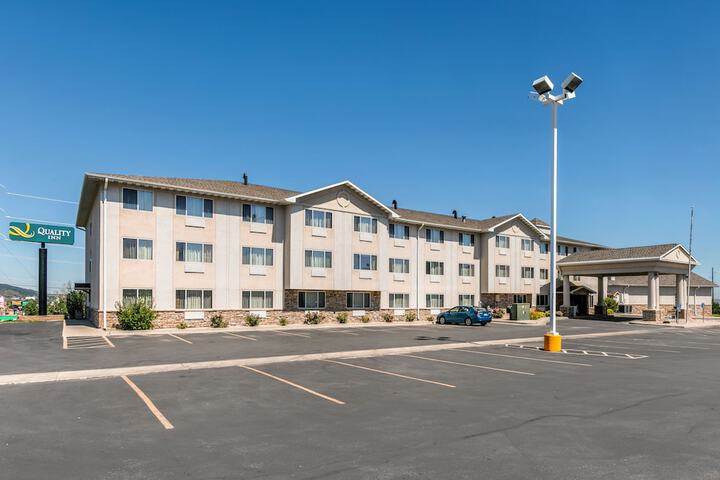 Hotel 3 of 61