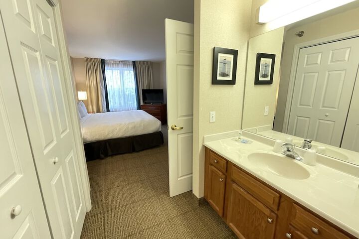 Smart Suites an Ascend Collection Hotel
