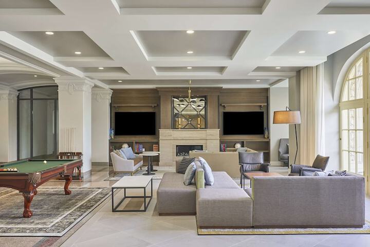 Hotel Interior 6 of 41