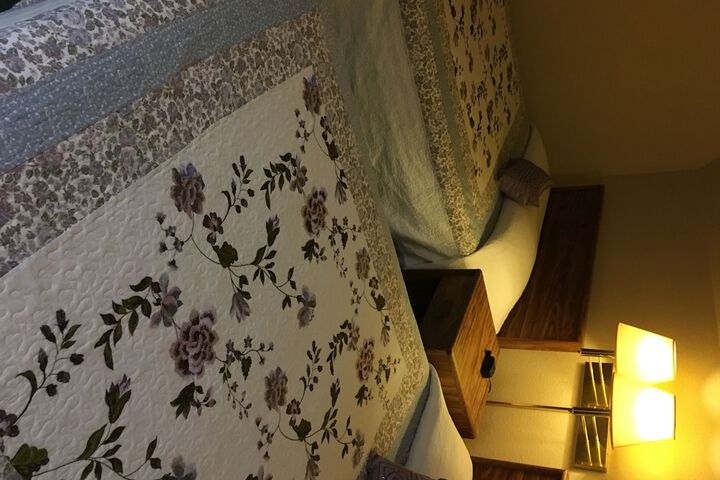 Room 10 of 21