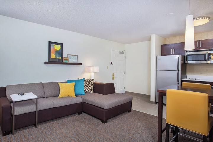 Room 16 of 23