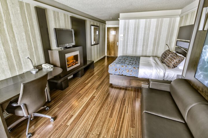 Room 19 of 132