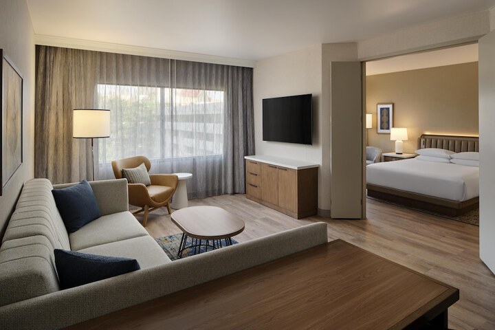 Hyatt Regency Suites Atlanta Northwest