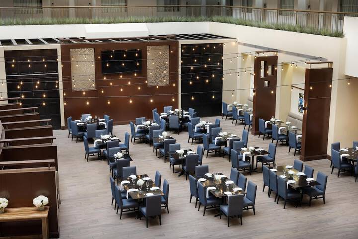 Embassy Suites by Hilton Detroit Troy Auburn Hills