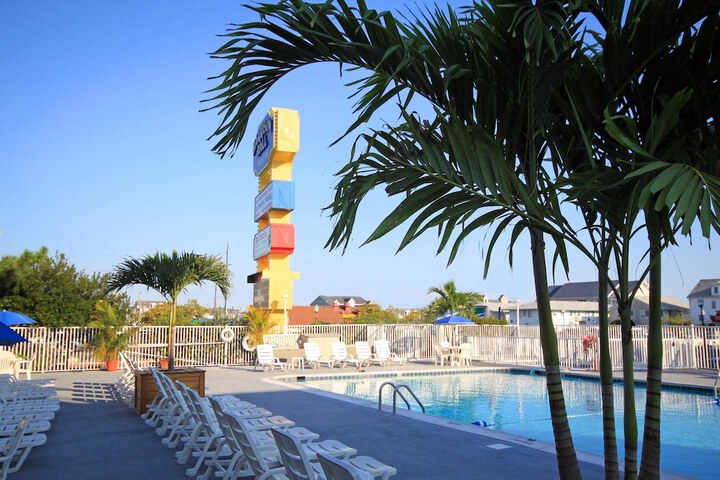 Pool 6 of 71