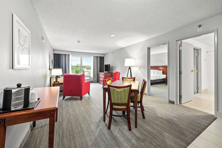 Independence Stay Hotel & Suites