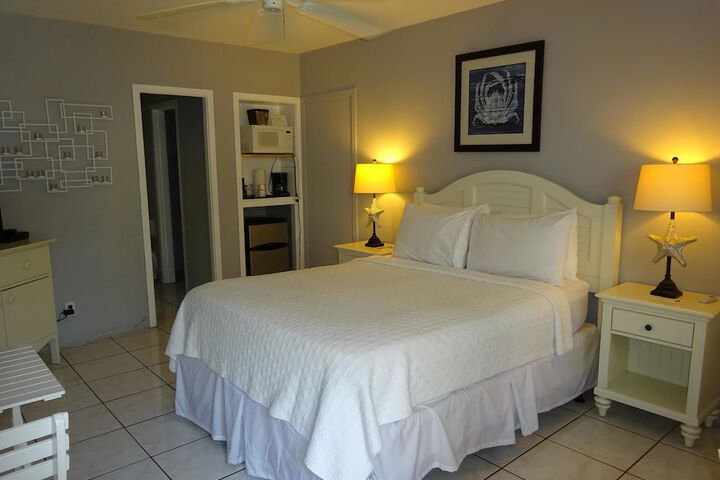 Room 25 of 141
