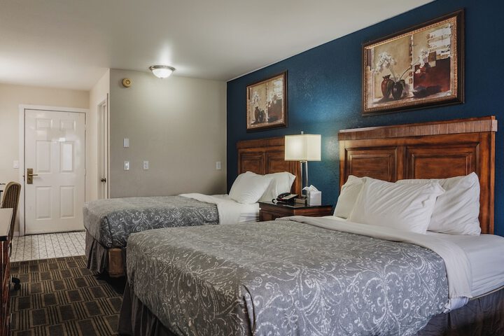 Water Front Inn
