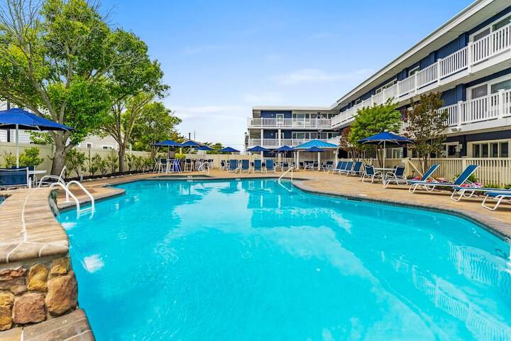 Beachcomber Resort