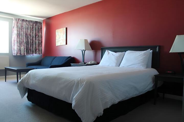 Room 12 of 29
