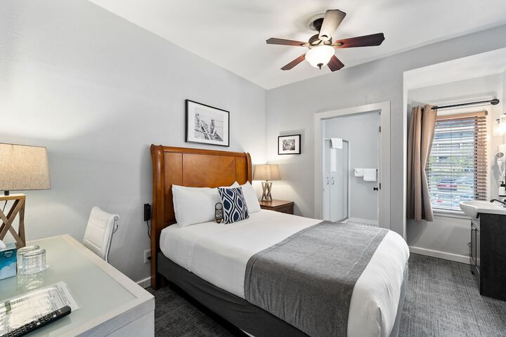 Room 45 of 68