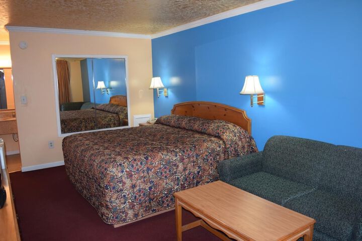 Room 18 of 20