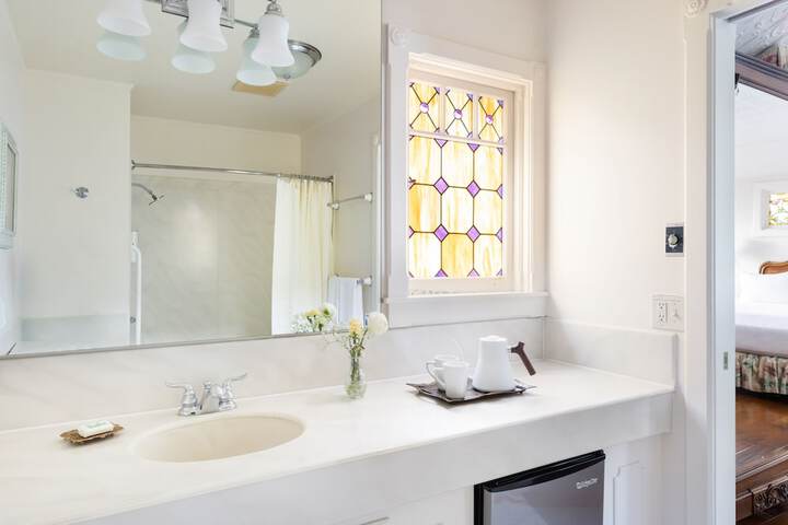 Seven Gables Inn on Monterey Bay a Kirkwood Collection Property