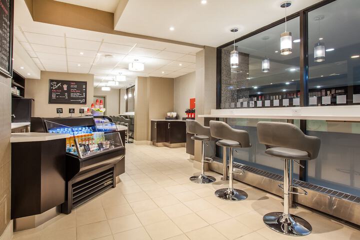 Holiday Inn Toronto - Intl Airport by IHG