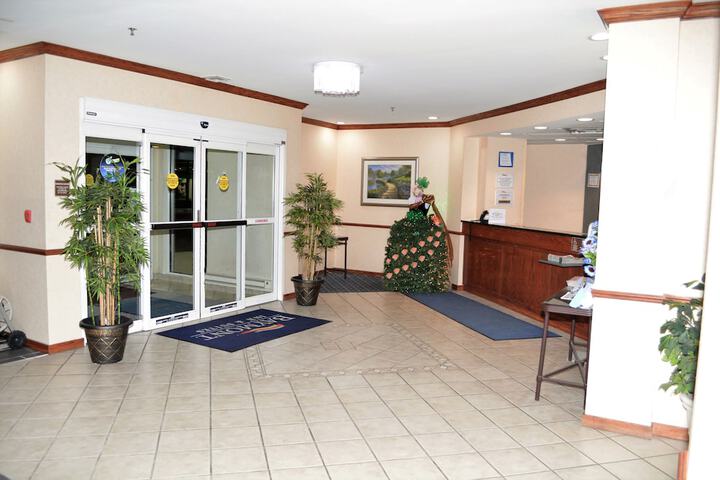 Hotel Interior 9 of 36
