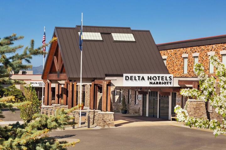 Delta Hotels by Marriott Helena Colonial