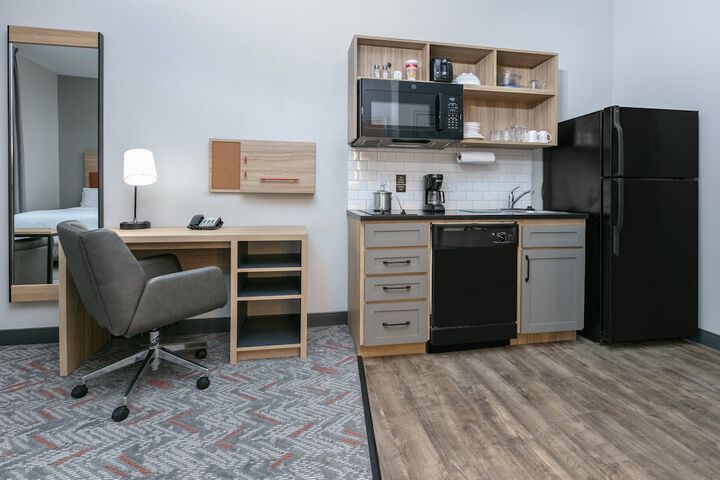 Candlewood Suites Lake Jackson Clute by IHG